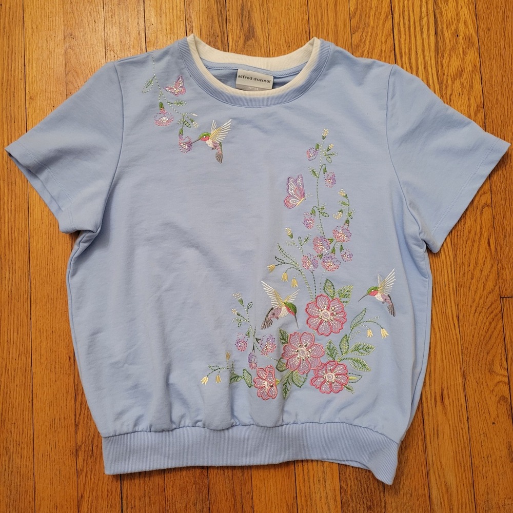 Alfred Dunner Blue Hummingbird Butterfly‎ Embroidered Sweatshirt PM Short Sleeve